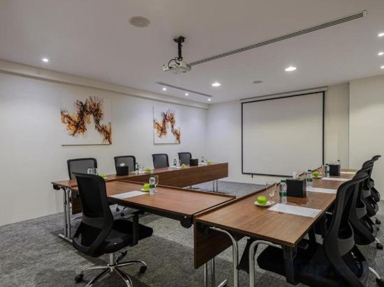 Фото Myrtle AlSahafa Hotel