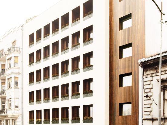 Фото Square Nine