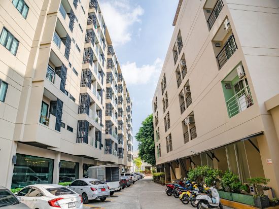 Фото Patong Bay Residence