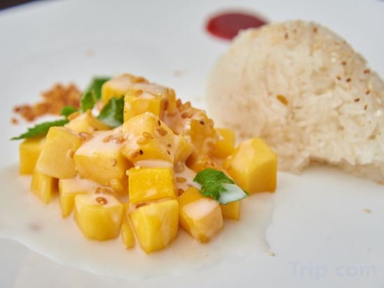 Фото The Chiang Mai Riverside