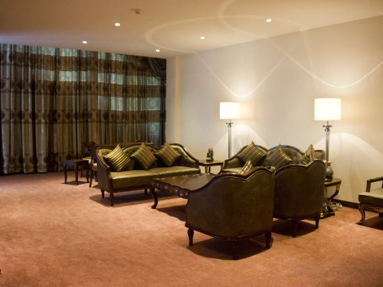 Фото Tang Palace Hotel