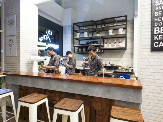 Фото MaxOneHotels at Dharmahusada - Surabaya