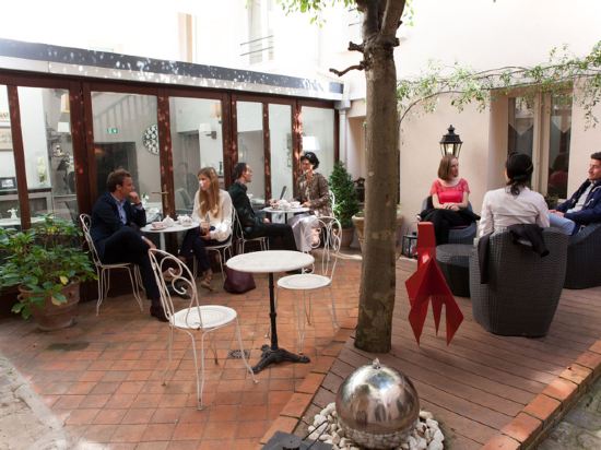 Фото Hotel la Residence du Berry