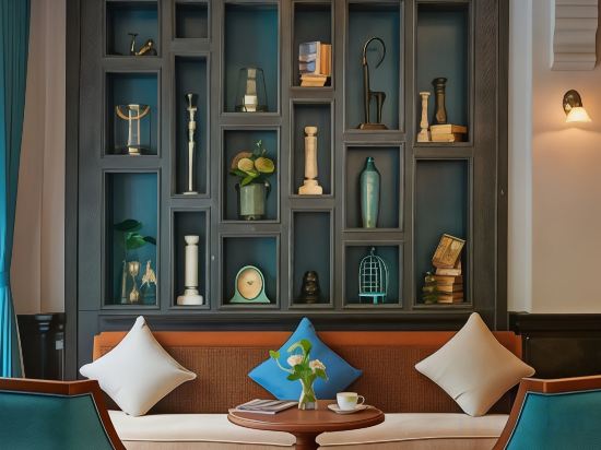 Фото Manoir Des Arts Hotel