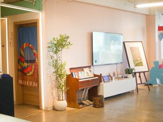 Фото Phoenix Egg Youth Hostel