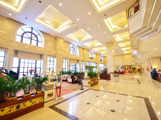 Фото Dalian International Finance Conference Center