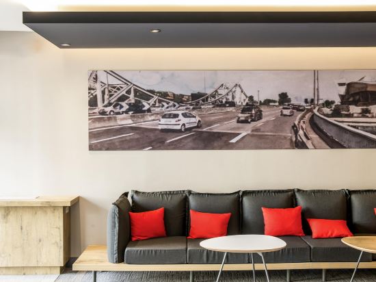 Фото ibis Lyon Centre Perrache