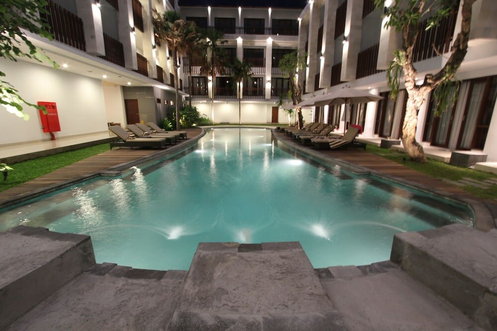 Фото Grand La Walon Hotel