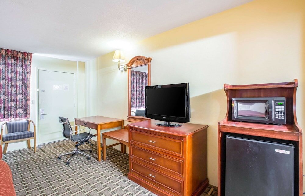 Фото Rodeway Inn