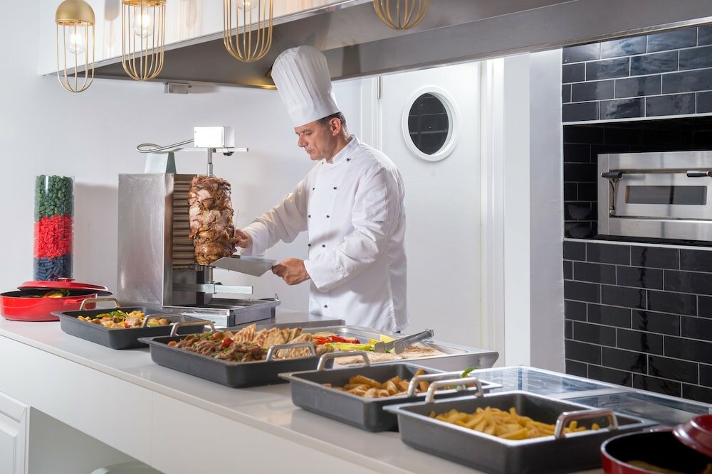 Фото Mari Kristin Beach Hotel - Adults Only