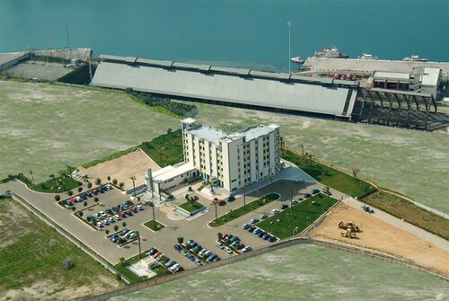 Внешний вид отеля Hotel Nettuno в Бриндизе, фото 3