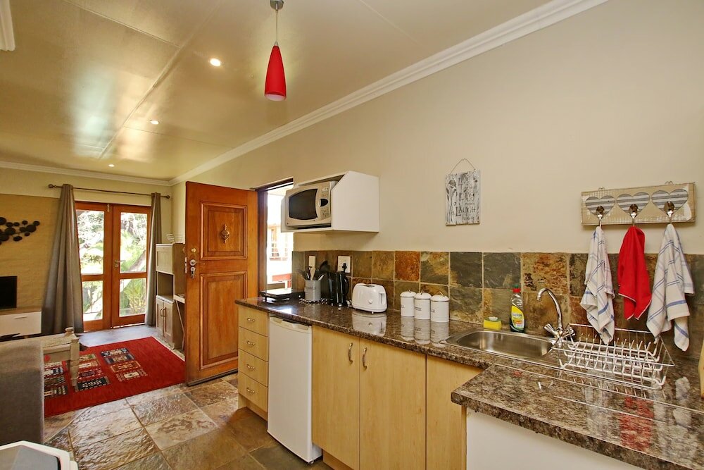 Фото Moonflower Cottages