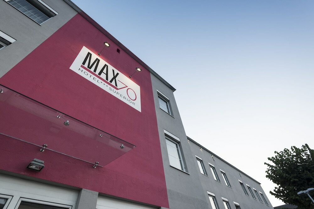 Фото Hotel Max 70