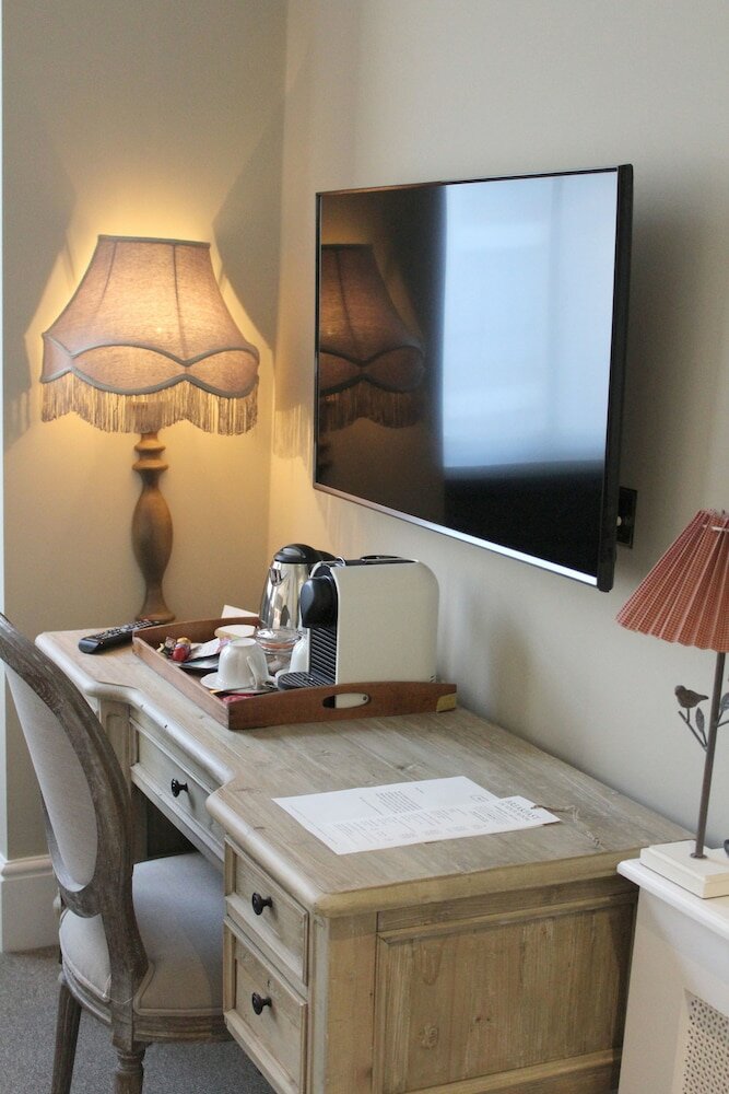 Фото The Grafton Arms Pub & Rooms