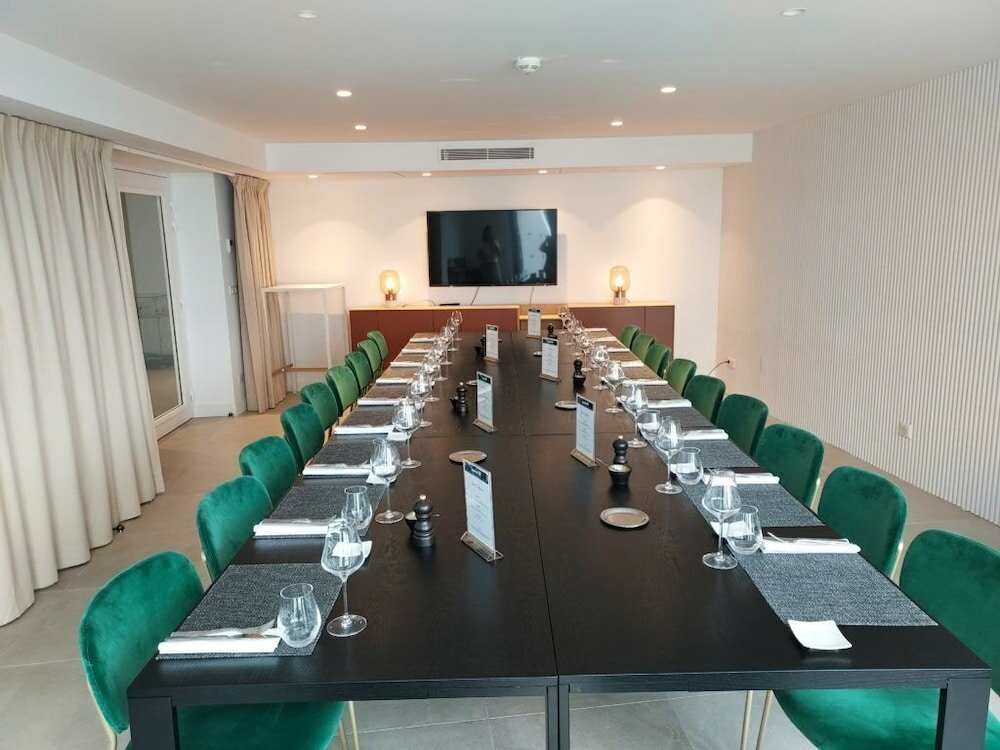 Фото 176379874058