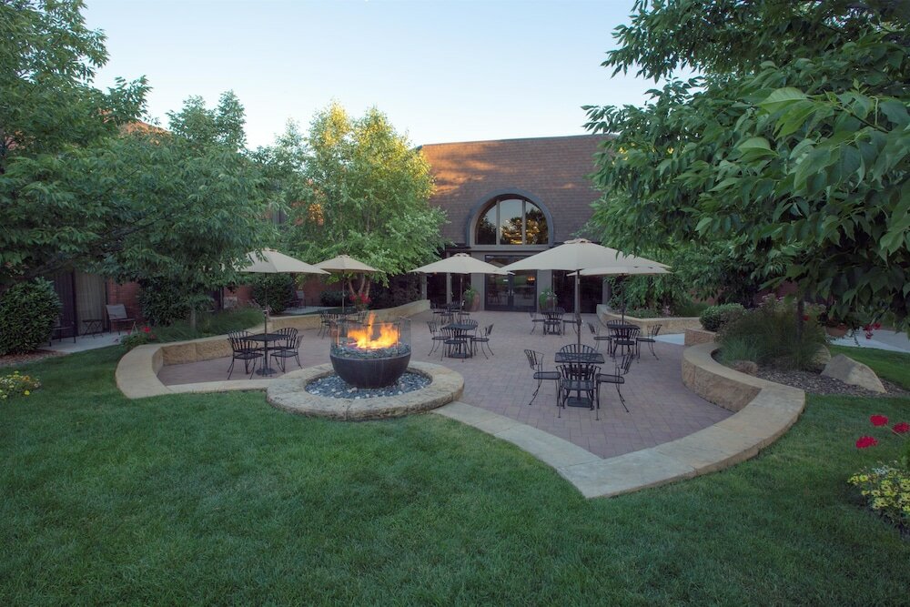 Фото The Riverside Hotel, Bw Premier Collection