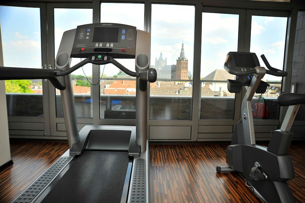 Фото Golden Tulip Hotel Central