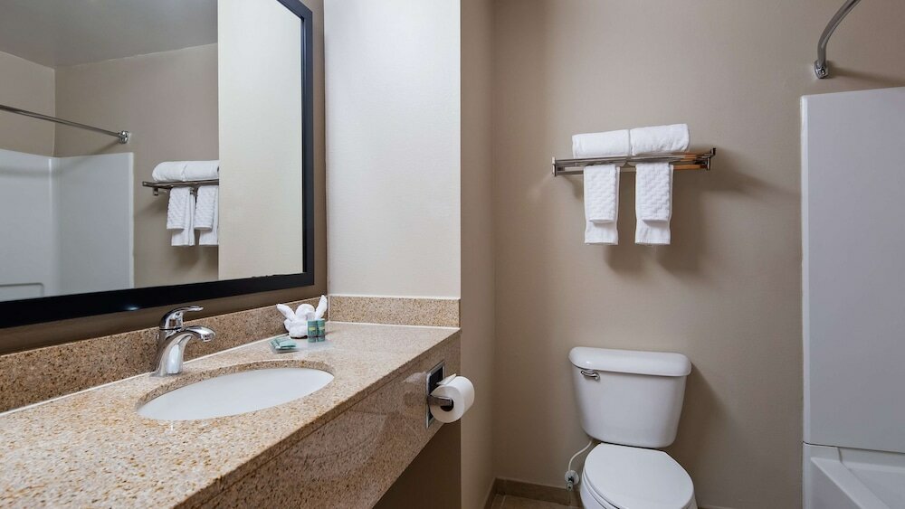 Фото Best Western Smithfield Inn