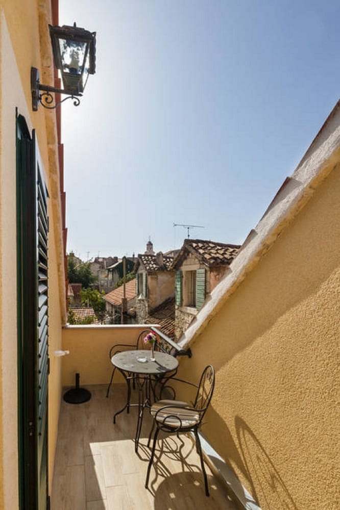 Фото Peruzovic Rooms & Apartments