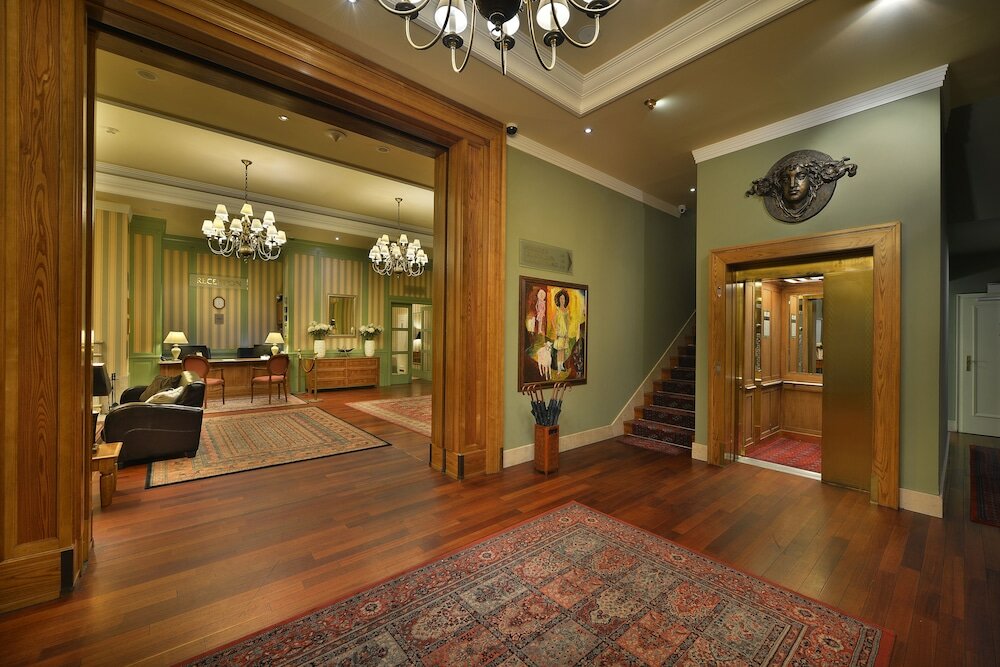 Фото Marrol's Boutique Hotel