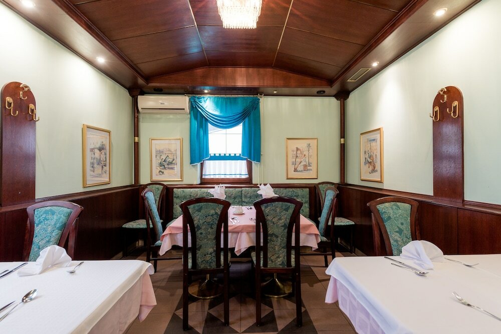 Фото Hotel Florjanckov Hram