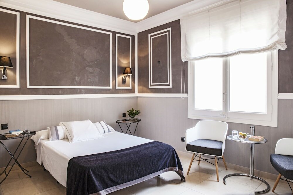 Фото Ainb B&b Eixample Muntaner