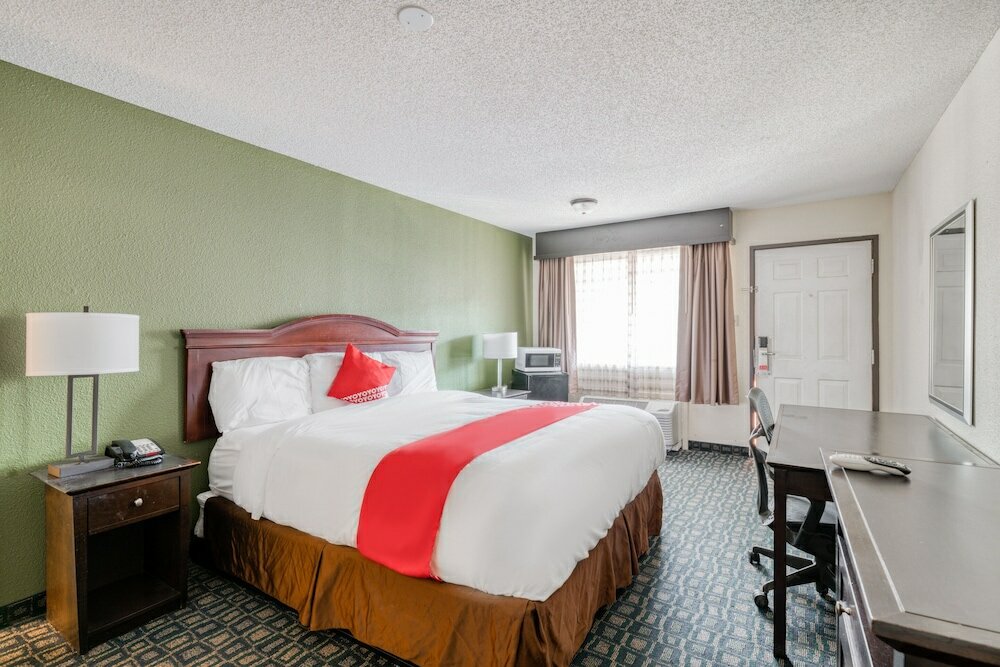 Фото Oyo Hotel Rosenberg Tx I-69