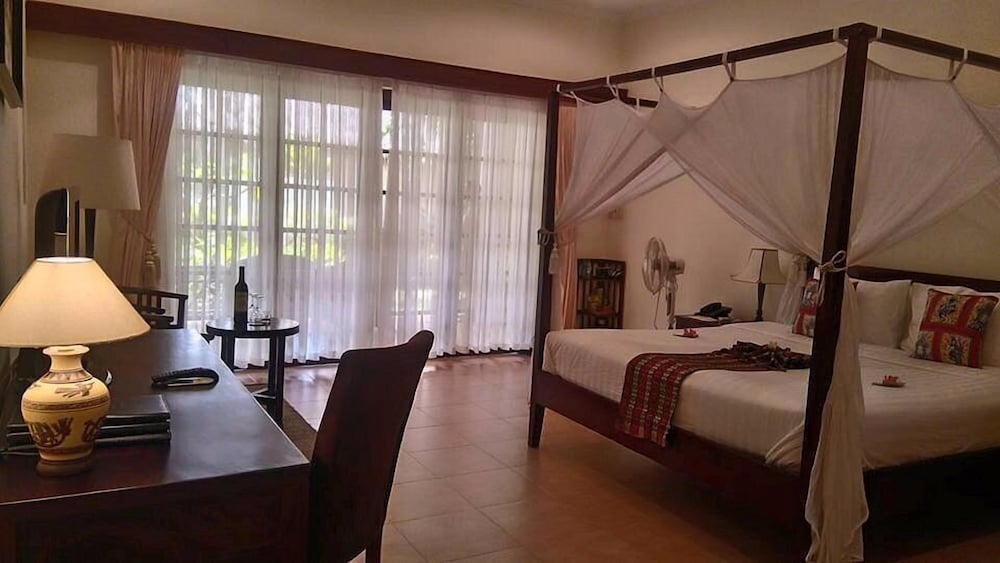 Фото Cham Villas Boutique Luxury Resort