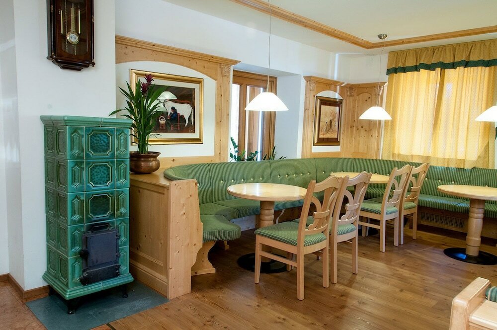 Фото Albergo Monteverde