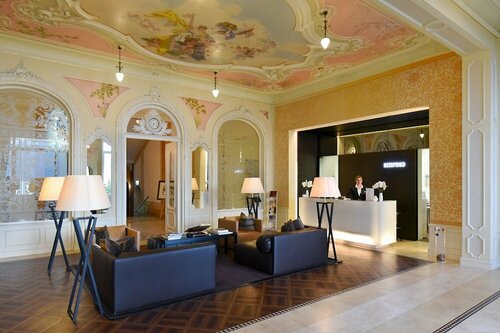 Внешний вид отеля Hotel Vitznauerhof в Витцнау, фото 2