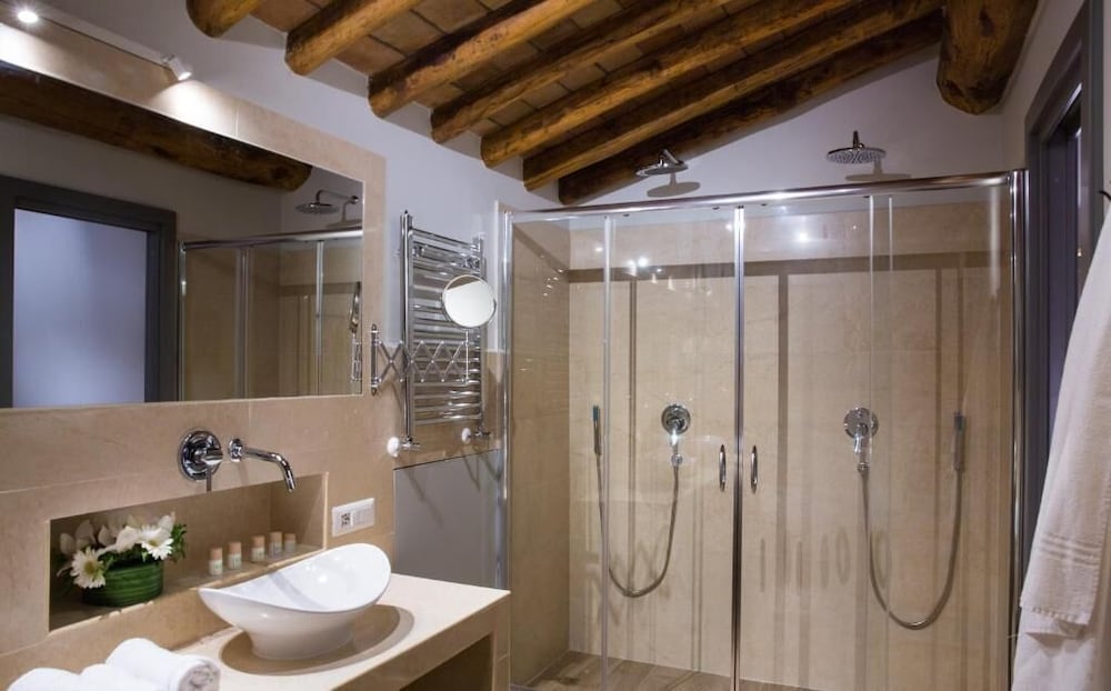 Фото Grand Master Suites