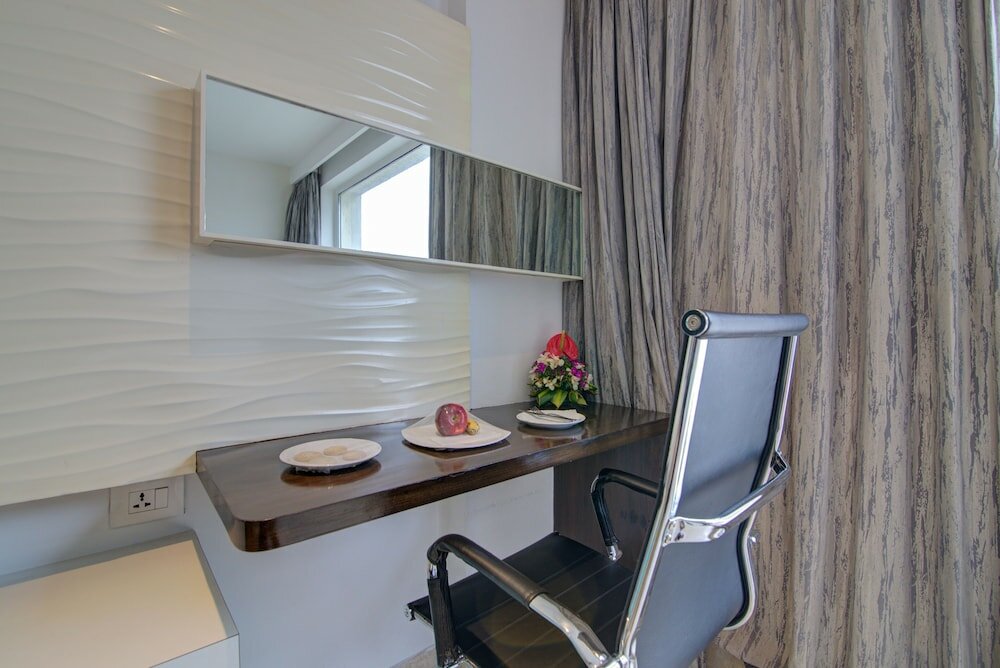 Фото Bhagini Icon Premier Hotel