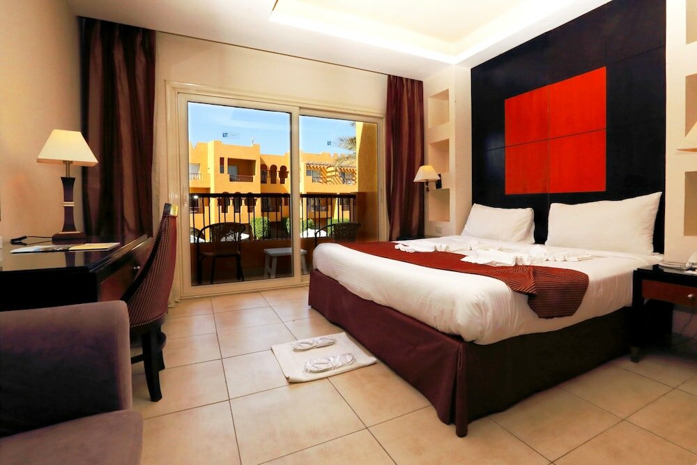 Фото Rehana Royal Beach Resort - Aquapark & SPA