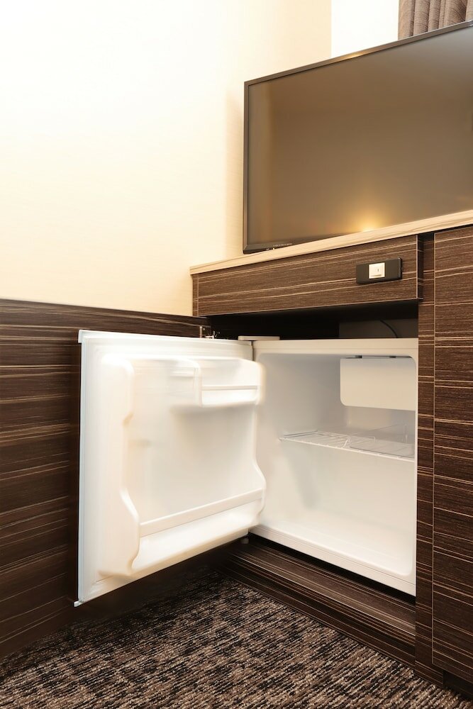 Фото Smile Hotel Premium Osaka Hommachi