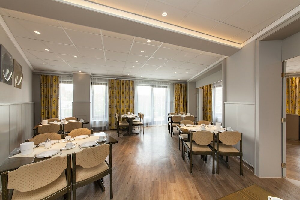 Фото Novum Hotel Strijewski Wolfsburg