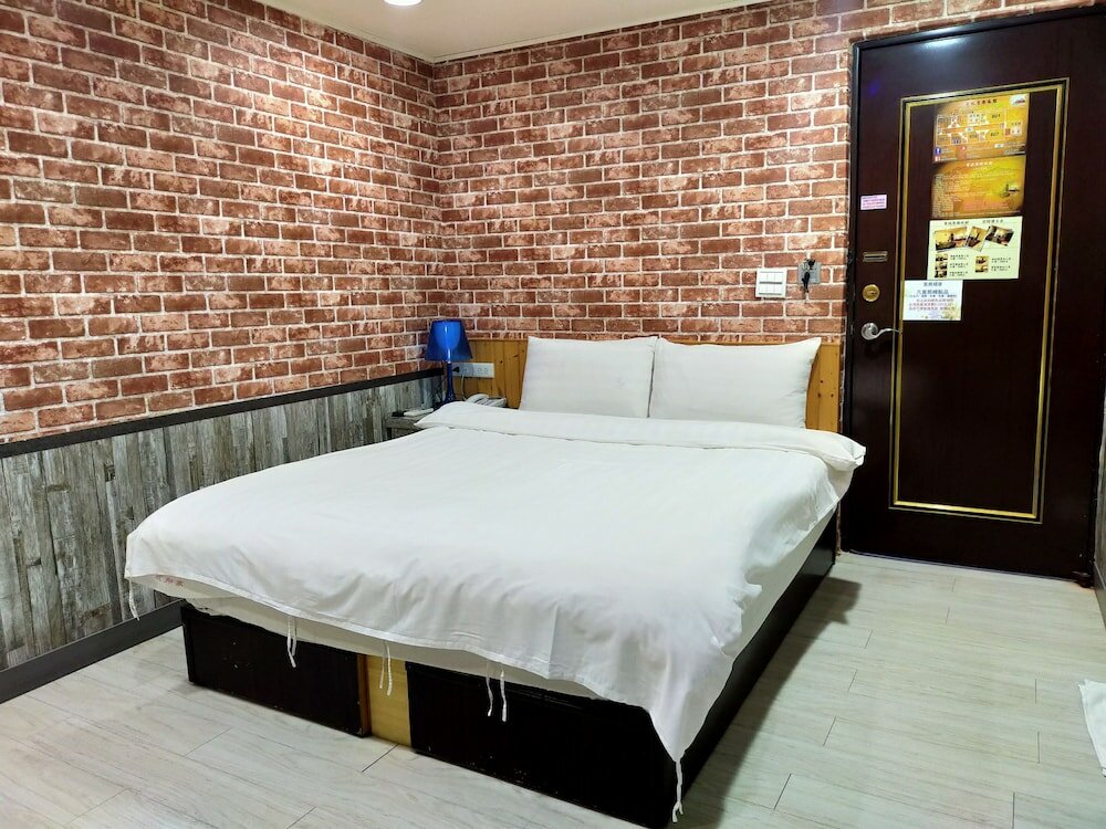 Фото Bin City Hotel