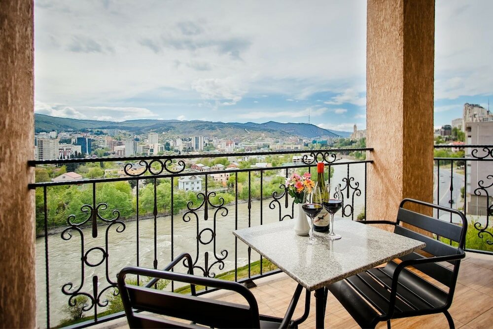 Фото Отель Gtm Plaza