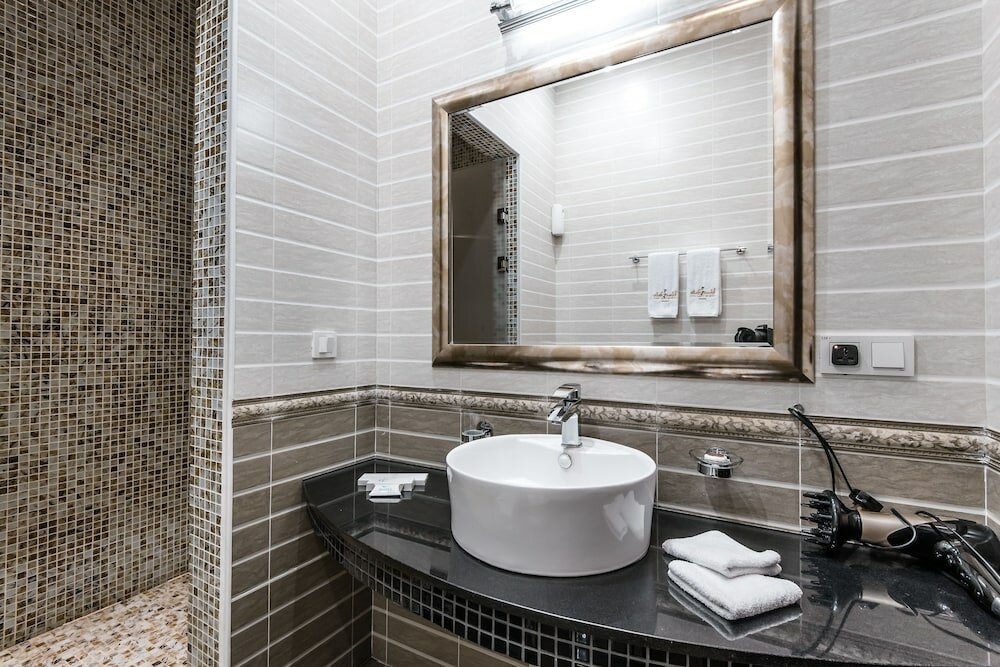 Фото Ichan Qala Premium Class Hotel