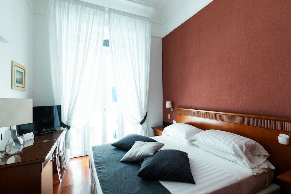 Фото Rex Lifestyle Hotel