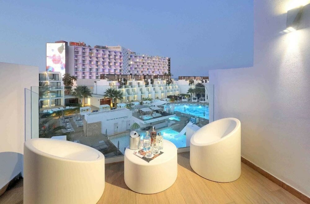 Фото Hard Rock Hotel Ibiza