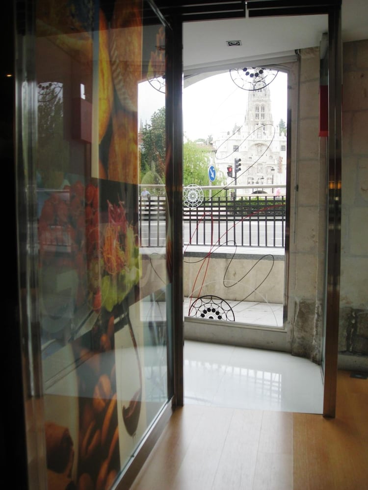 Фото Hotel VIA Gotica