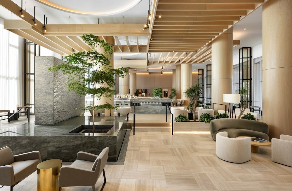Фото Fairmont Century Plaza Gold Experience