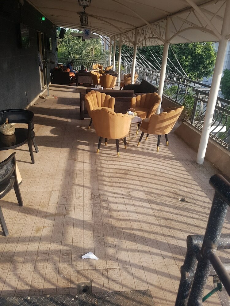 Фото Zeina Suites Abuja