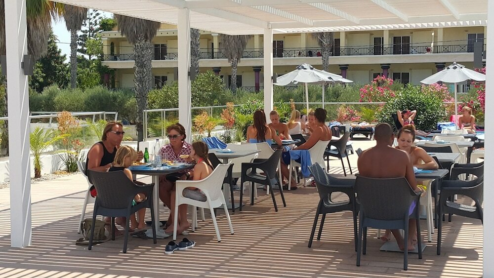 Фото Cosmopolitan Hotel