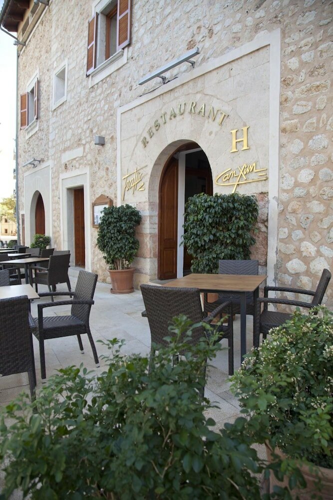 Фото Hotel Can Xim