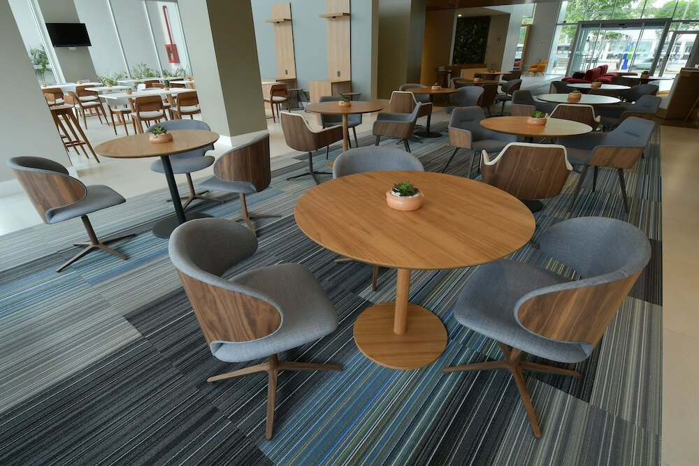 Фото Holiday Inn Express Asuncion Aviadores, an Ihg Hotel