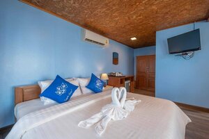 Seafar Resort (26/5 MOO.2 KOH KOOD, TRAT , THAILAND), hotel