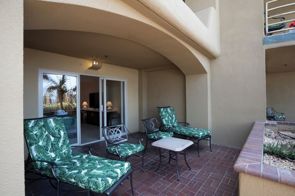 Фото Pacific Terrace Hotel