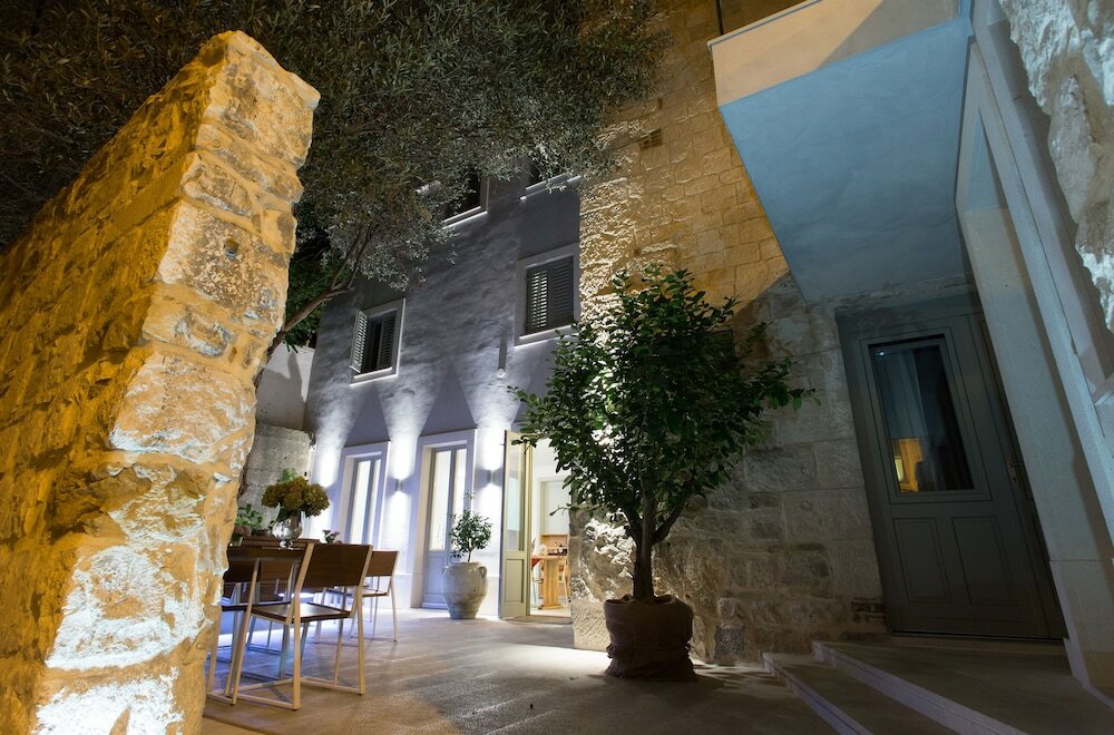 Фото Heritage Hotel 19