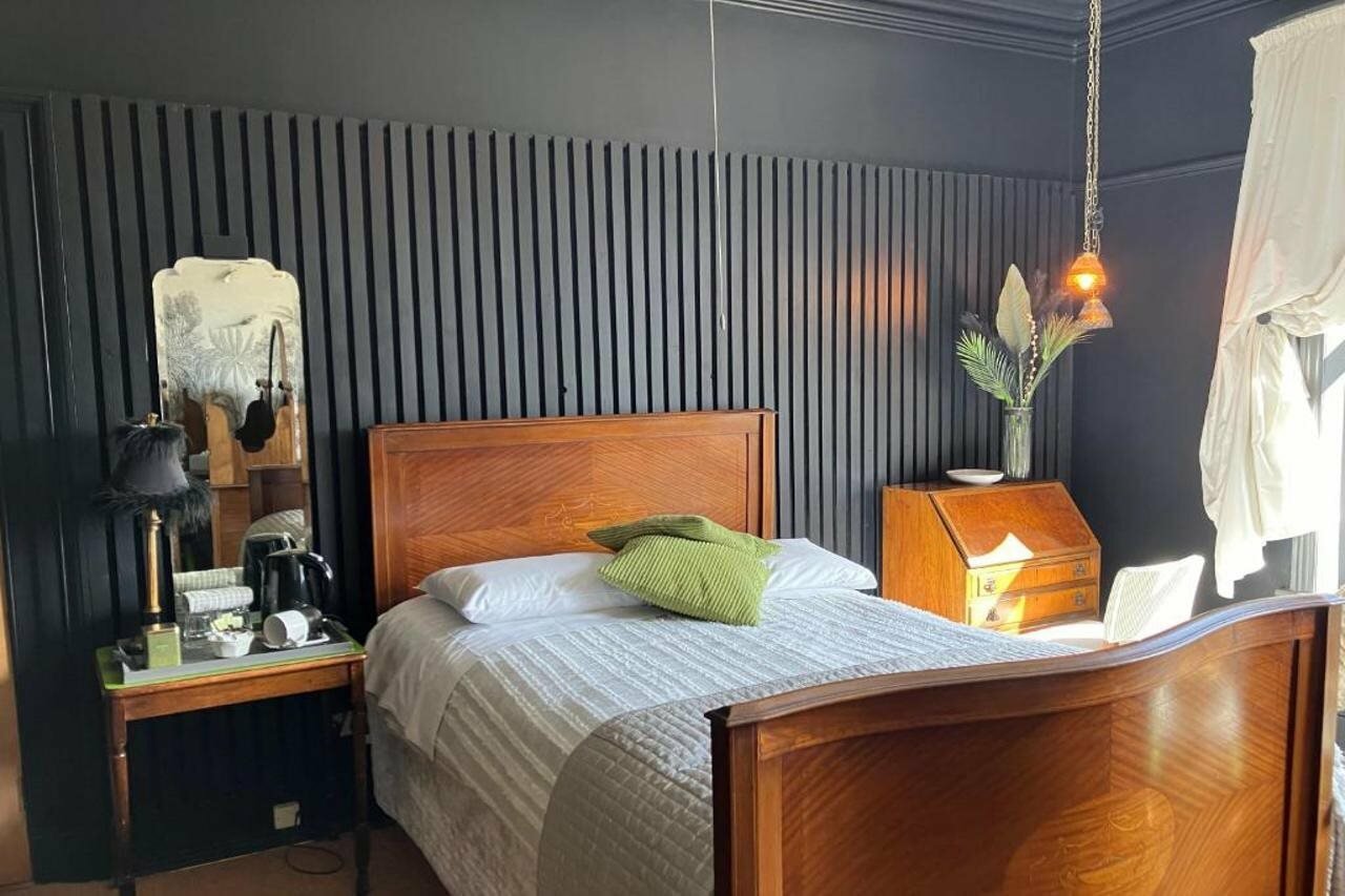 Фото Cornerstones Guest House